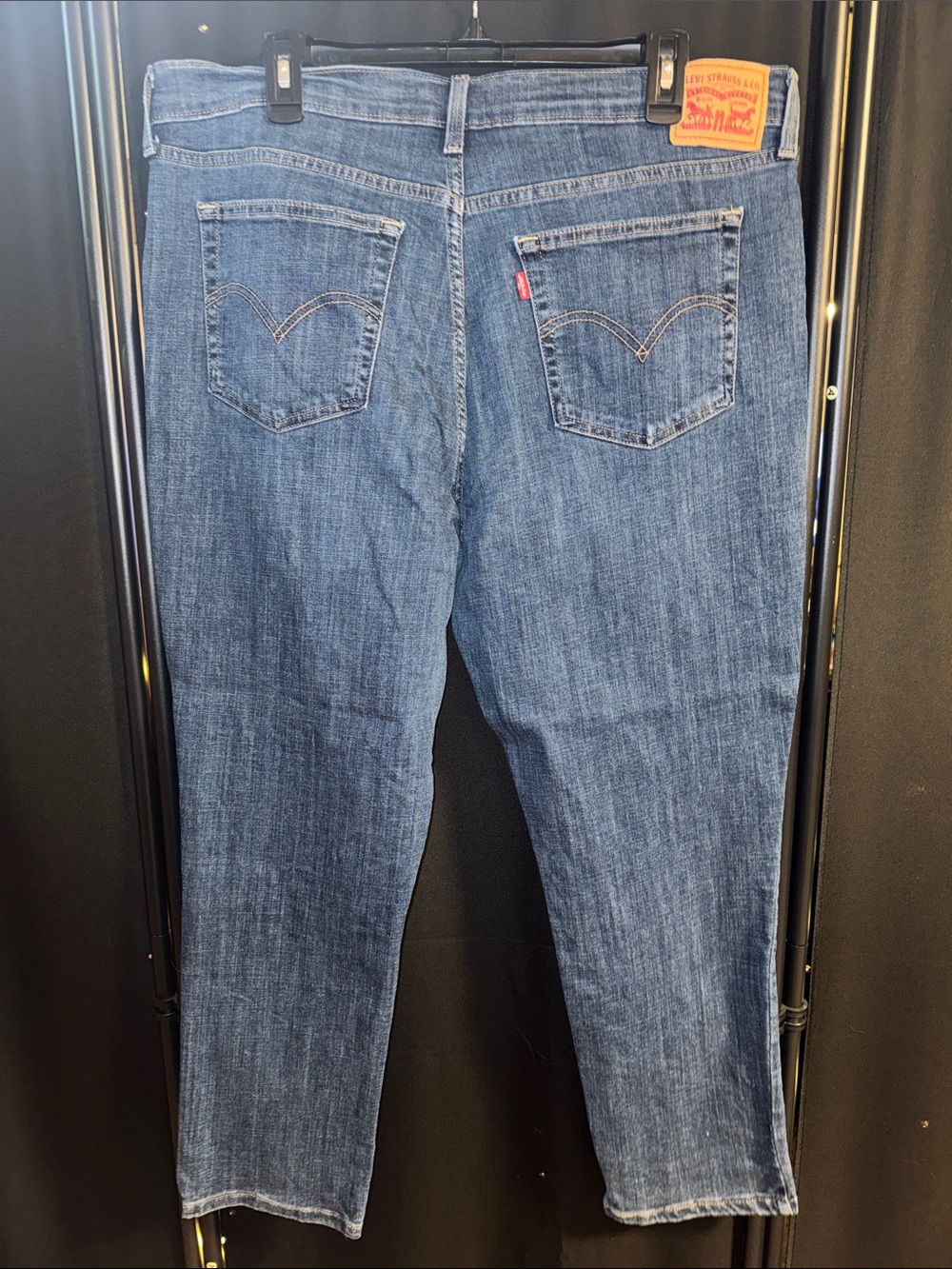 Levi's Women's Boyfriend Jeans in Medium Blue Wash